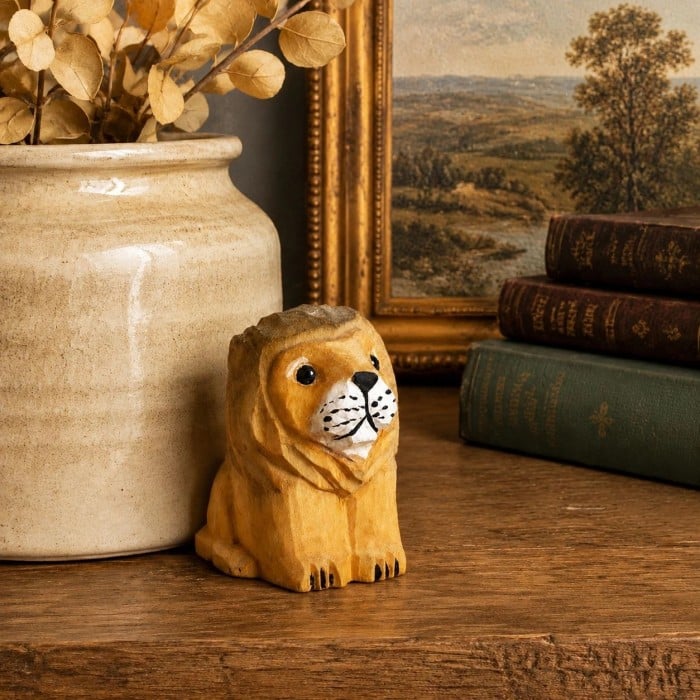 Handgeschnitzte Löwen- und Leoparden-Minifiguren aus Holz HL4077