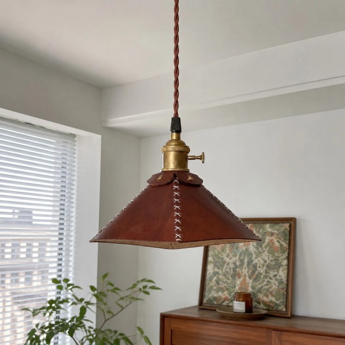 Roodbruine leren piramidevormige hanglamp HL4108