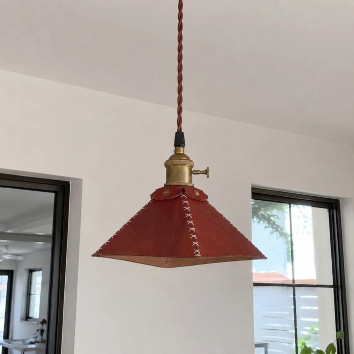 Roodbruine leren piramidevormige hanglamp HL4108