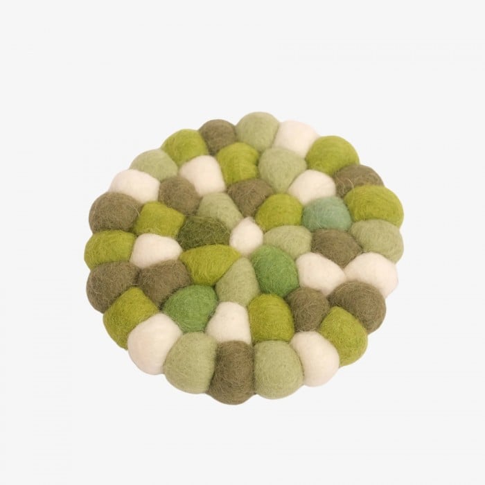 Handgefertigter Untersetzer aus Wollfilzkugel HL4145