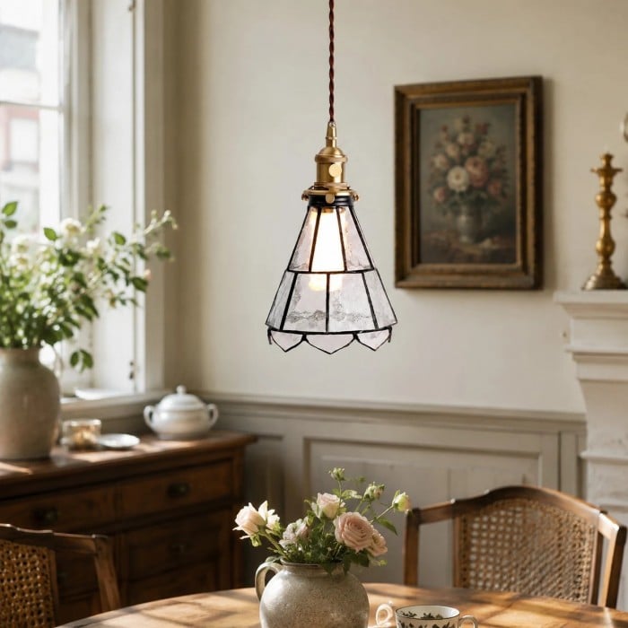 Franse landelijke lamp met golvend glas en messing afwerking HL4022