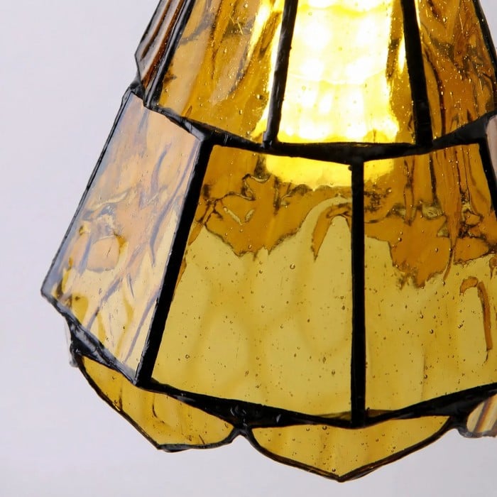 Franse landelijke lamp met golvend glas en messing afwerking HL4022