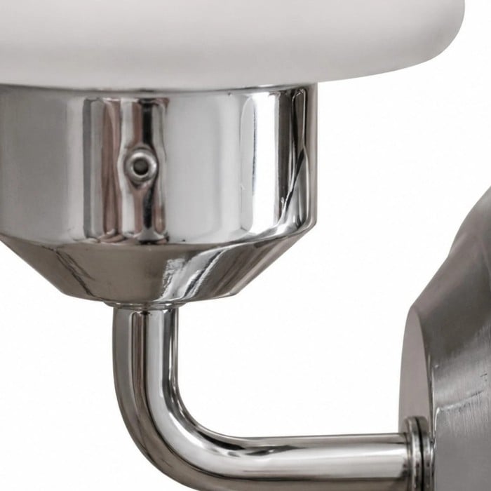 Metal And Glass Wall Sconce HL4032