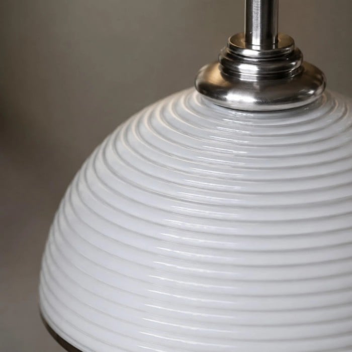 Lámpara colgante Ribelle de cristal acanalado para comedores y dormitorios HL4045