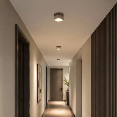 Vierkante plafondlamp van travertijn met houten plafondplaat HL3713