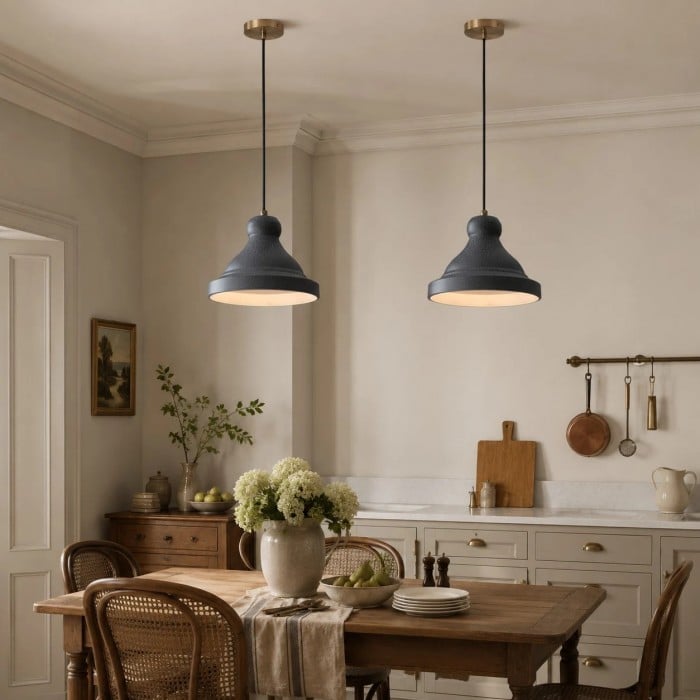 Dreifarbige Metallkuppel-Pendelleuchte HL3883
