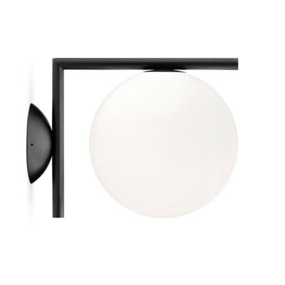 IC Lights Vägglampa med glaskula