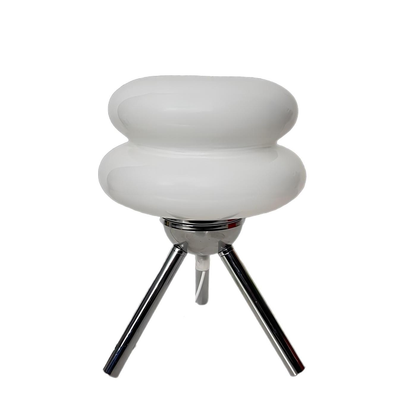 Moderne glazen Bauhaus driepoot tafellamp HL95