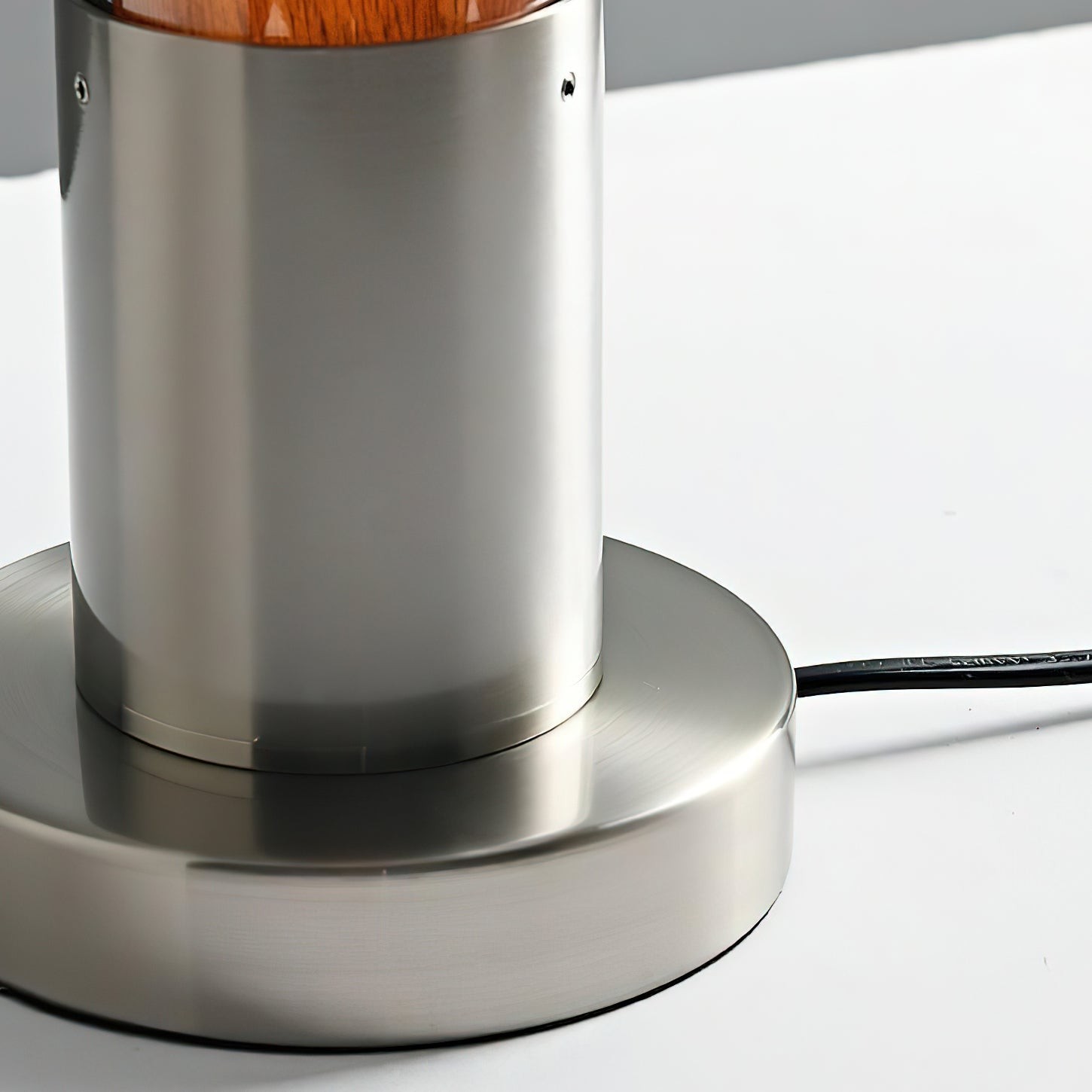 Beker tafellamp HL1170