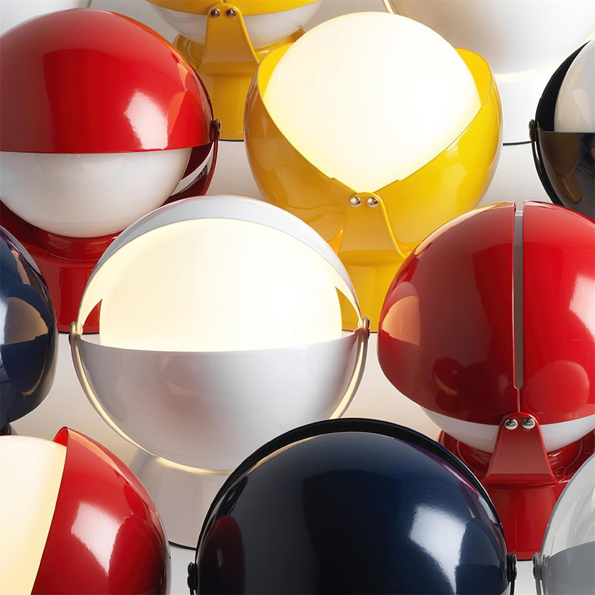 Moderne creatieve metalen bolvormige tafellamp voor kinderkamer HL815