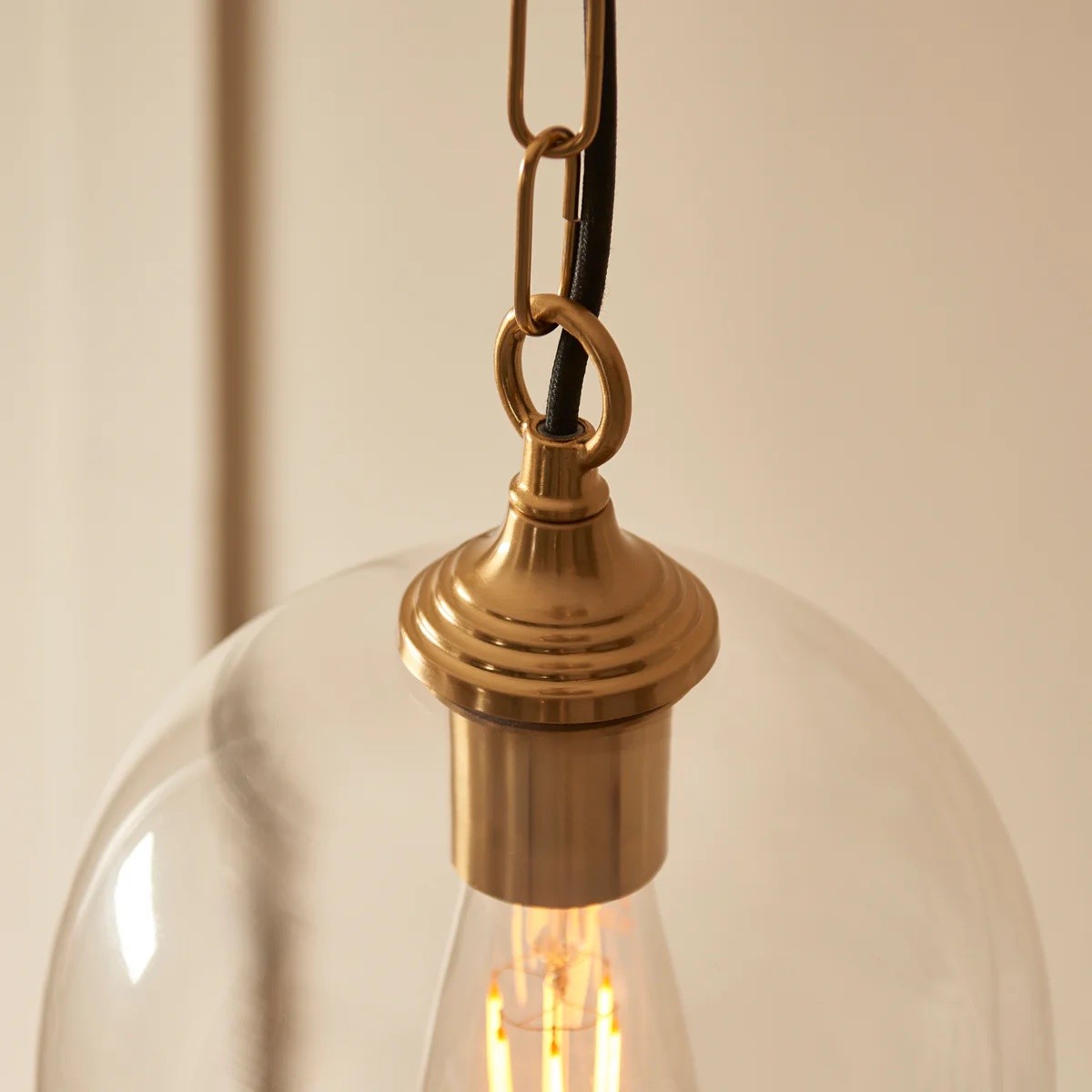 Brazara Hanglamp met Glazen Koepel - Klassiek ontwerp met Metalen Rand voor Keuken en Eetkamer HL2110