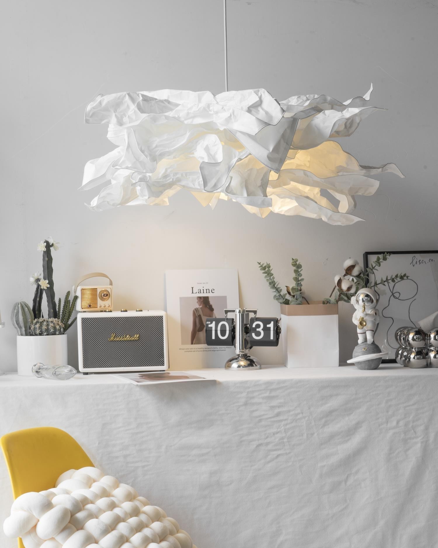Moderne crèmekleurige papieren hanglamp HL636