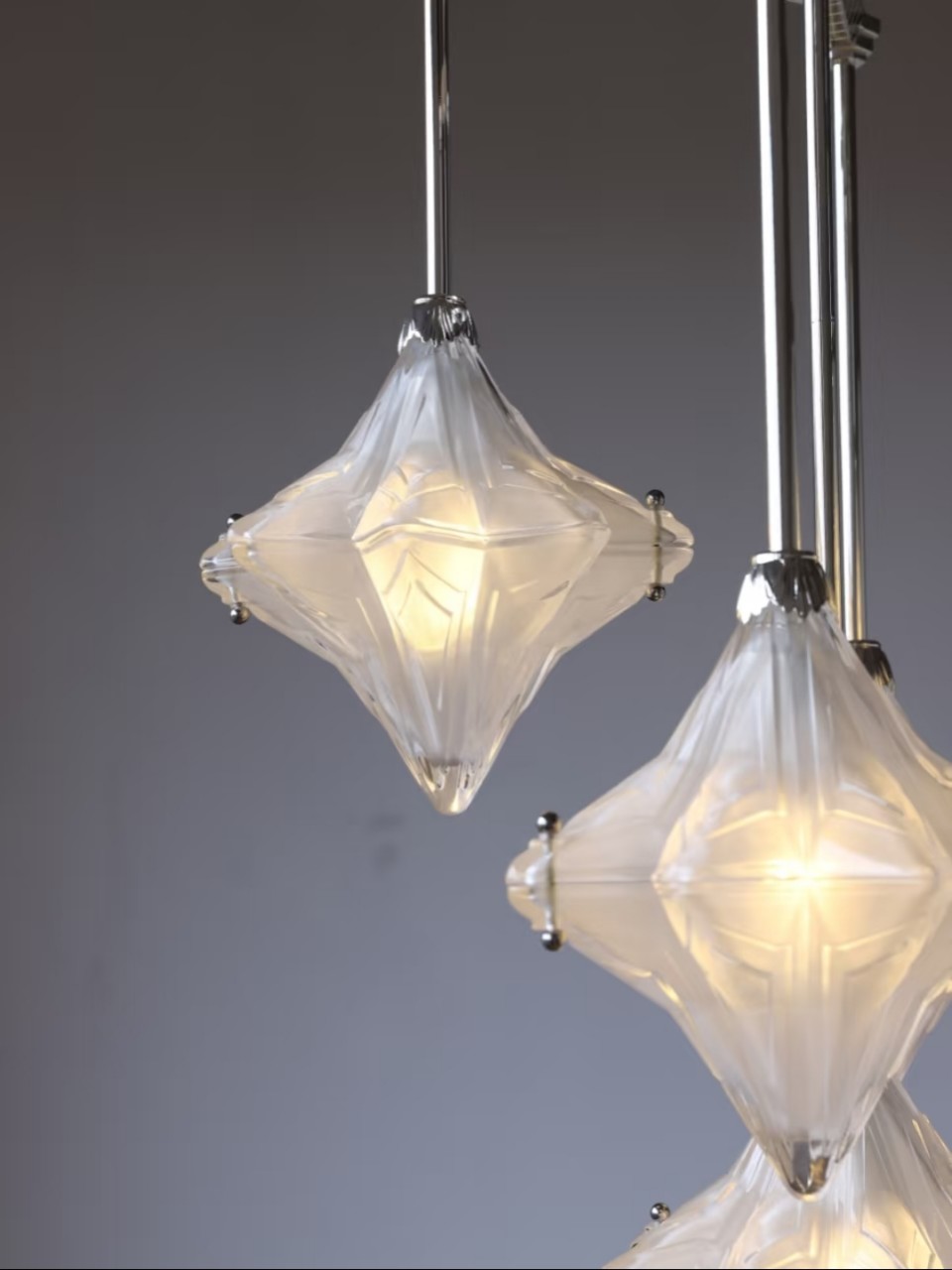Art Deco Astris Star Kroonluchter - Decoratief armatuur van gematteerd glas voor eetkamer HL1791