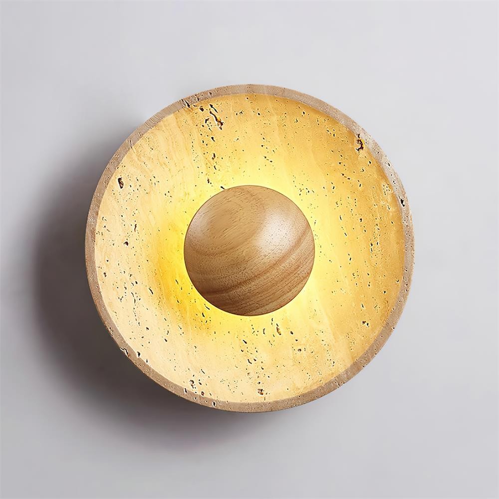 Crèmekleurige houten bolvormige wandlamp HL562