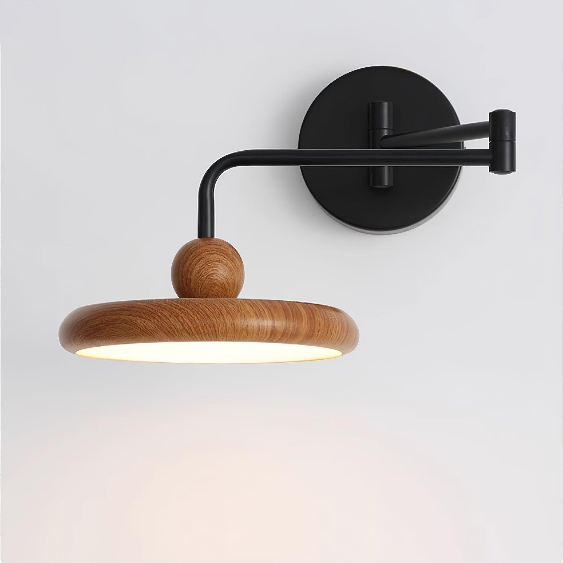 Wandlamp met Zwenkarm en Houten Schijfvormige bol voor Slaapkamer HL1080