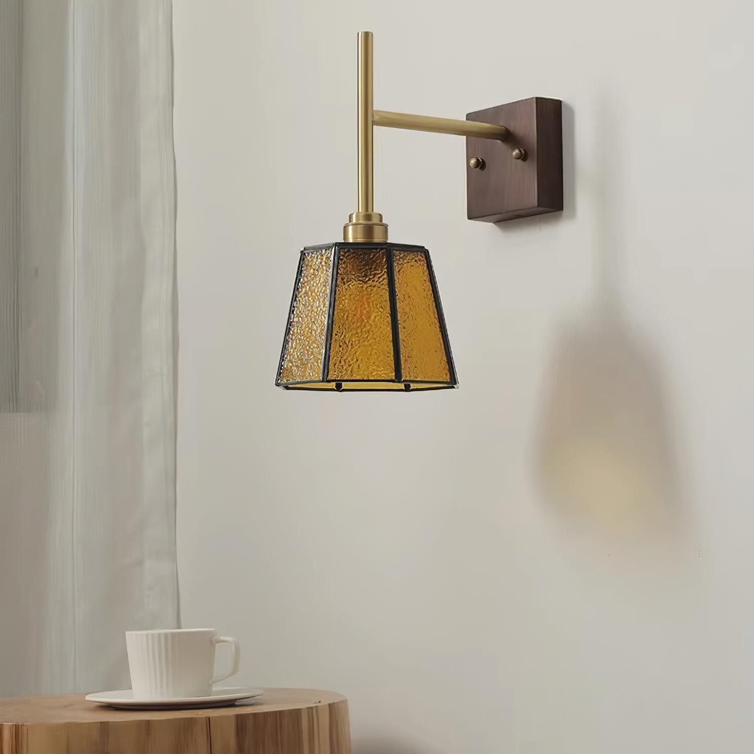 Vintage messing walnoot wandlamp HL843