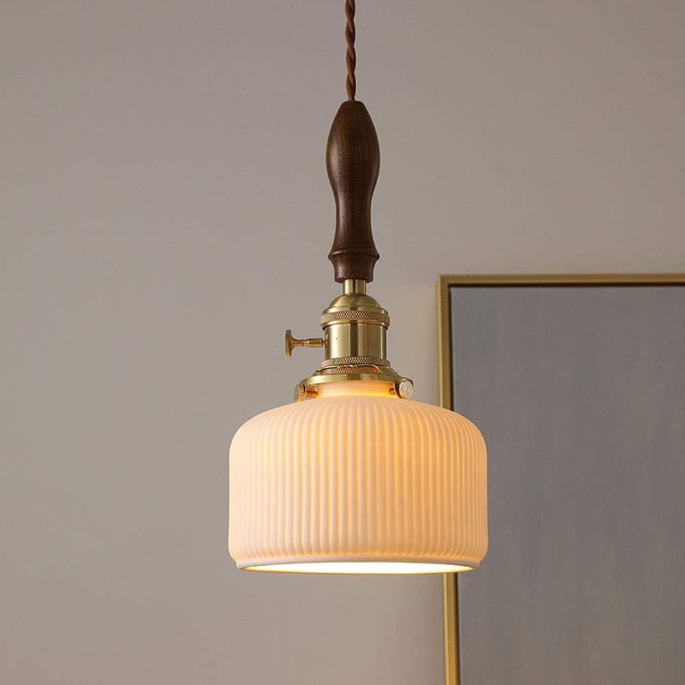 De gladde keramische hanglamp HL3416