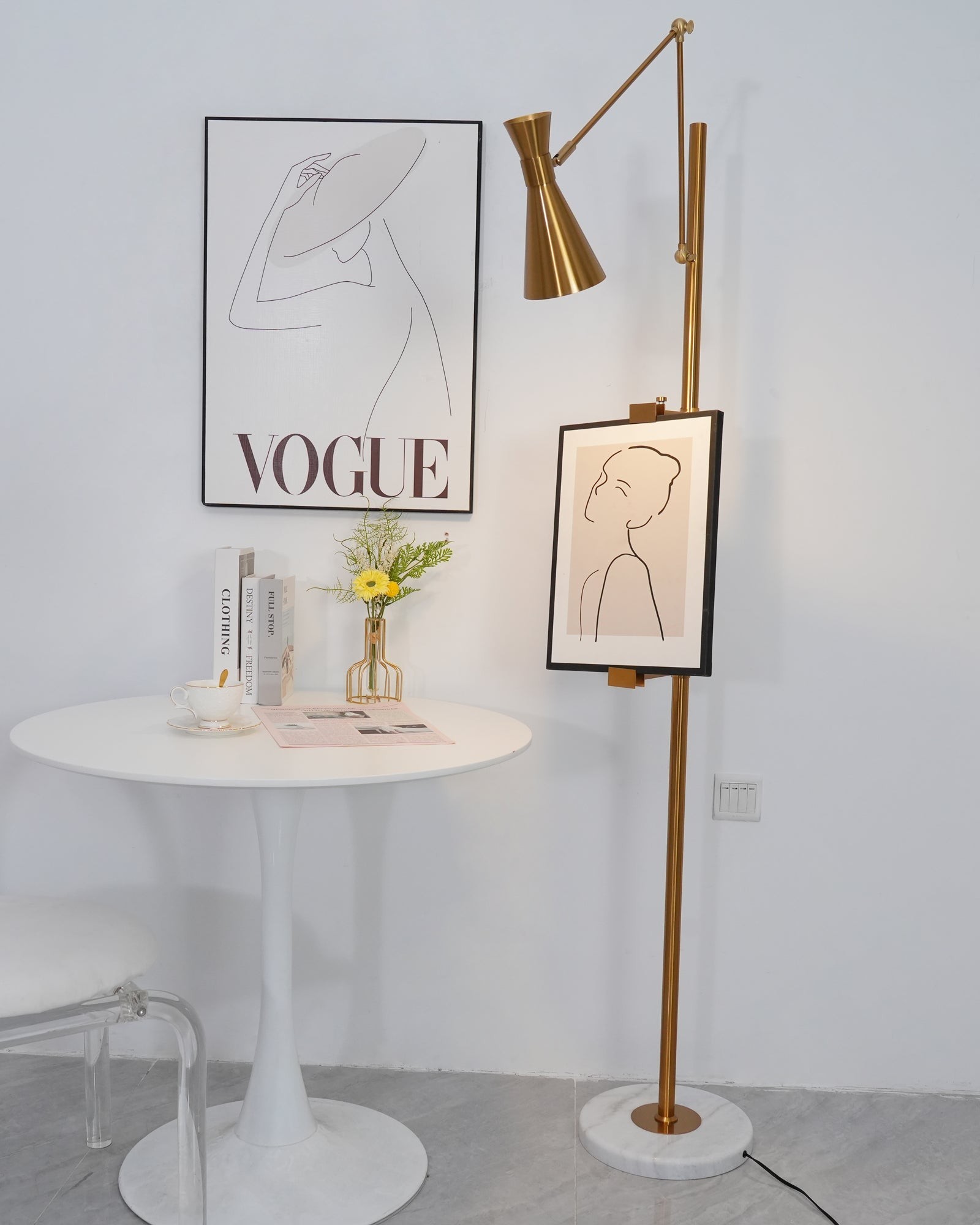 Met frameondersteuning staande lamp HL1201