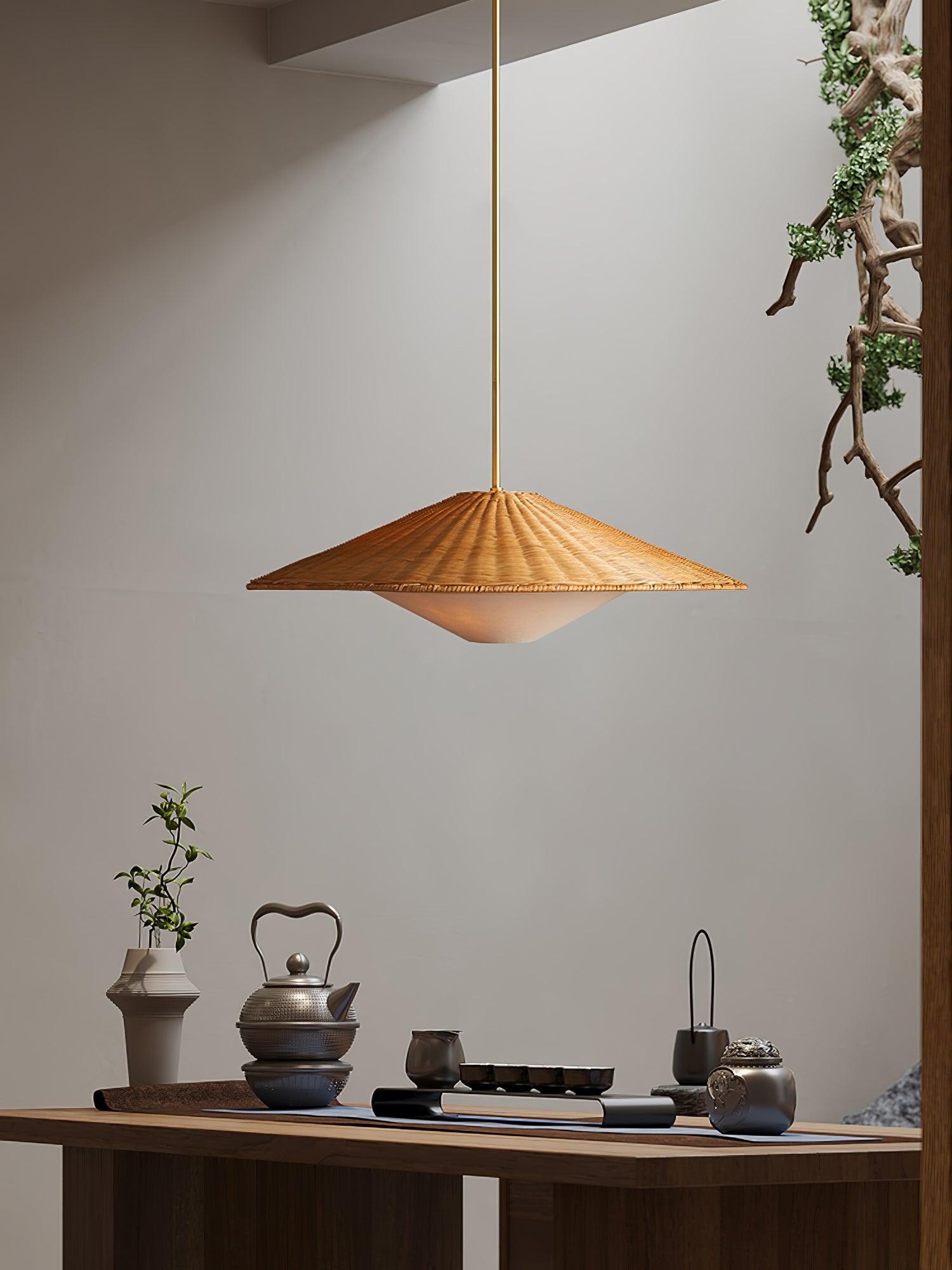 Hanglamp in de vorm van een rotan hoed, geschikt voor de woonkamer HL796