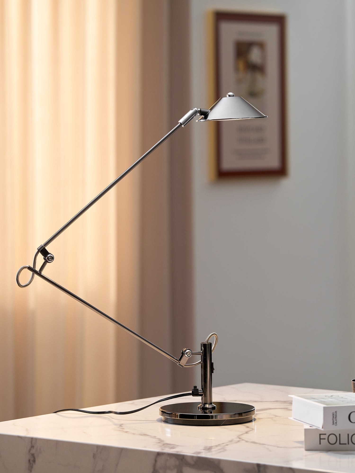 Verstelbare zwarte bureaulamp HL2925