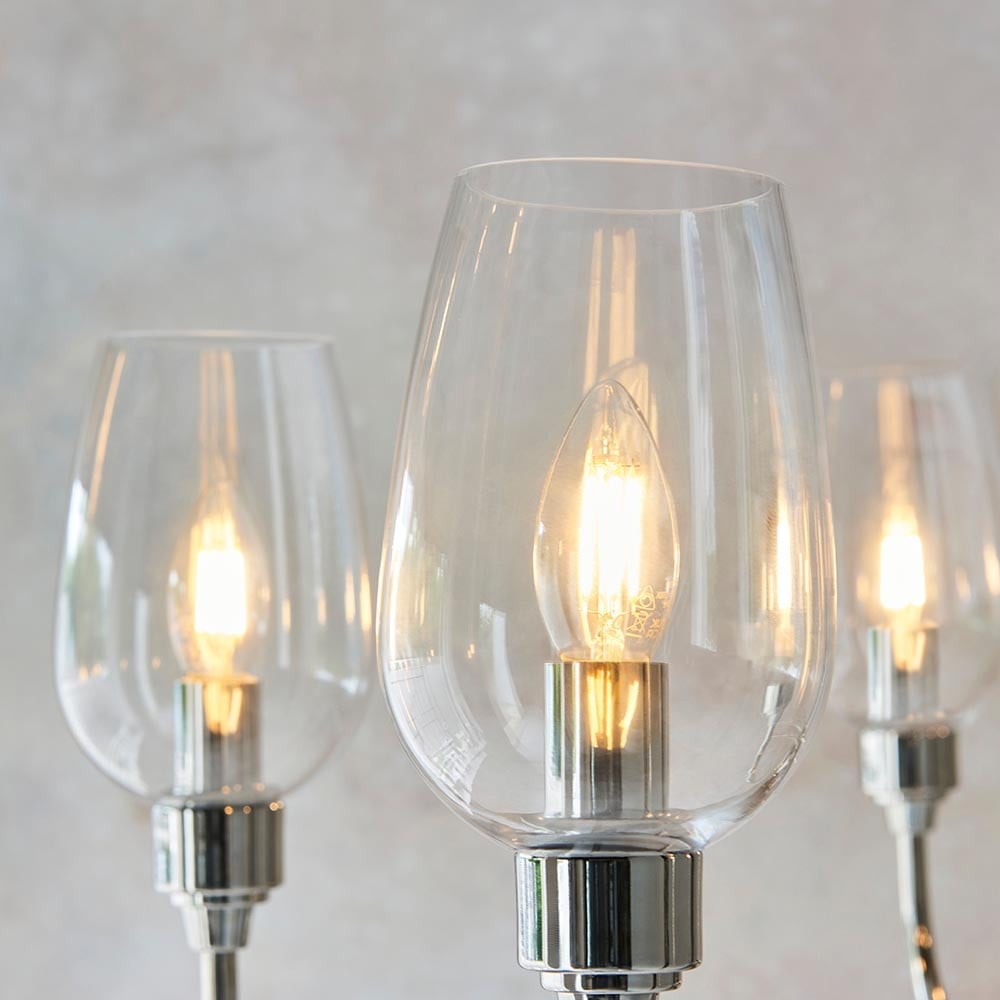 Clarione Art Deco lineaire kroonluchter met 6 lampen en geblazen glazen kappen voor de keuken HL2125