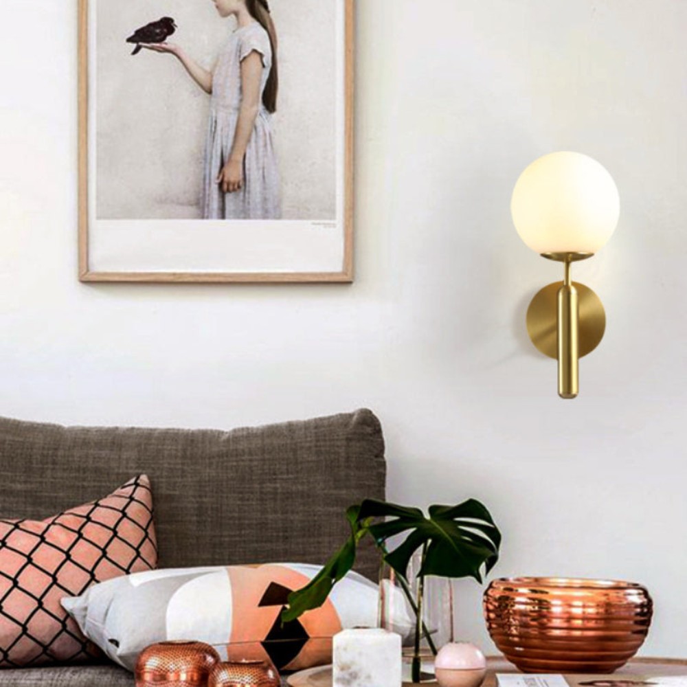 Moderne metalen wandlamp met melkachtige gloed HL3344