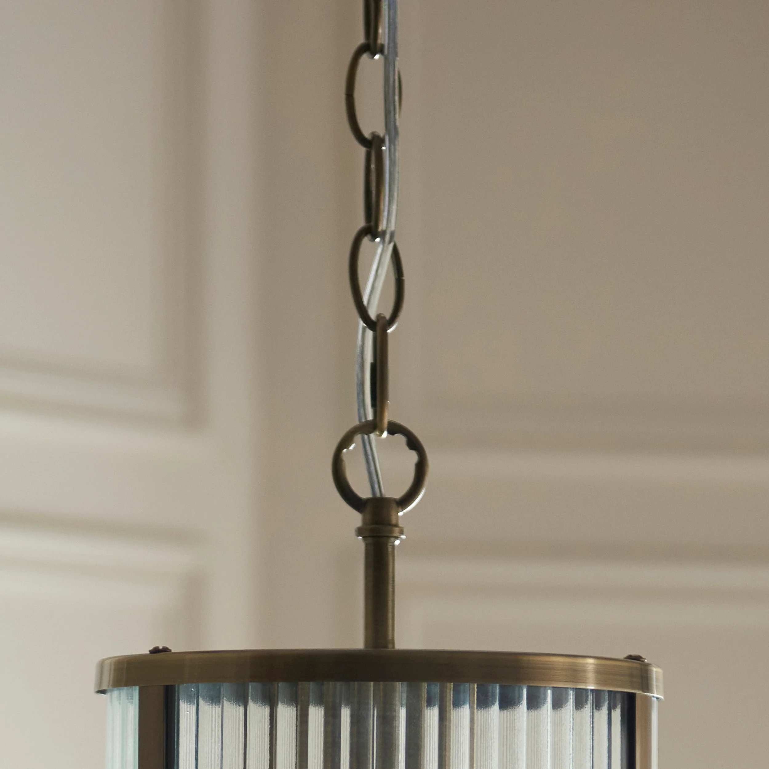 RibGlow Hanglamp met geribbeld glas - Hanglamp in antieke stijl voor de eetkamer HL2044
