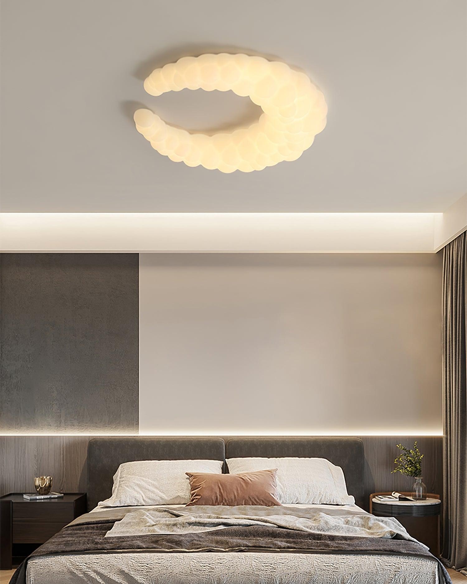 Crèmekleurige maanplafondlamp HL364