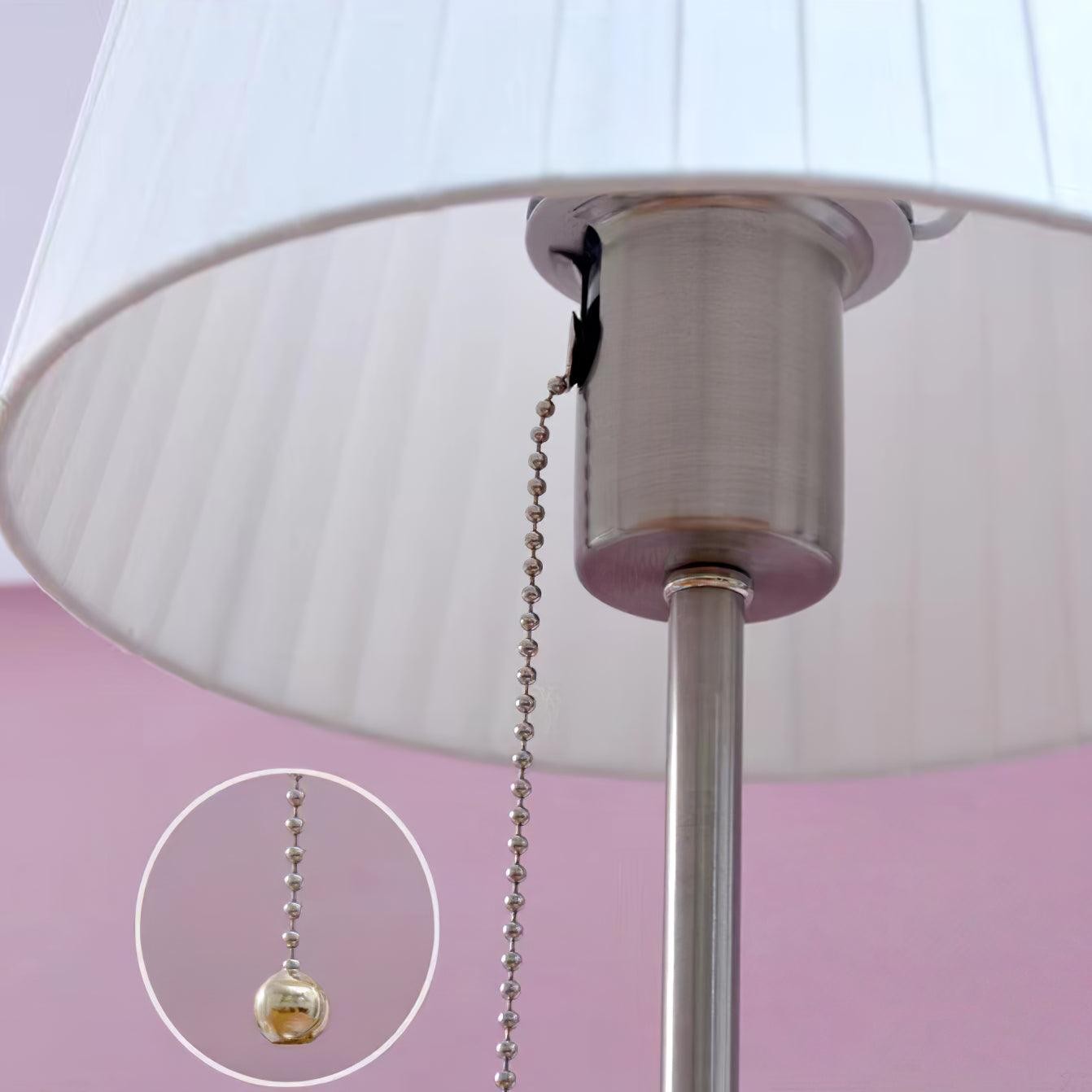 Metalen voet nachtkastje lamp HL359