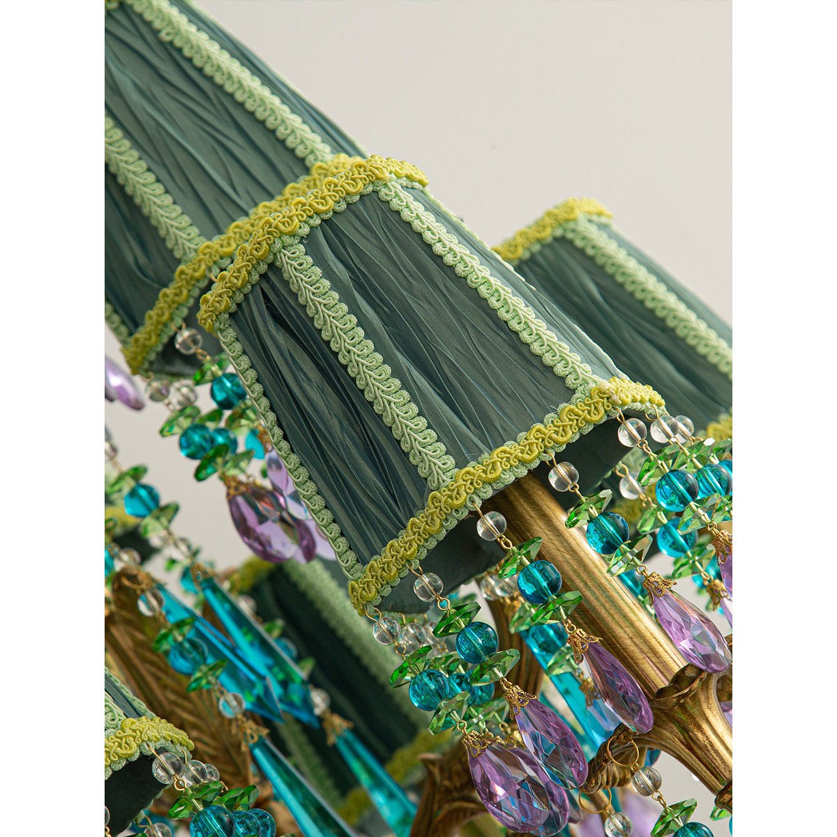 Perky Peacock vloerlamp HL3314