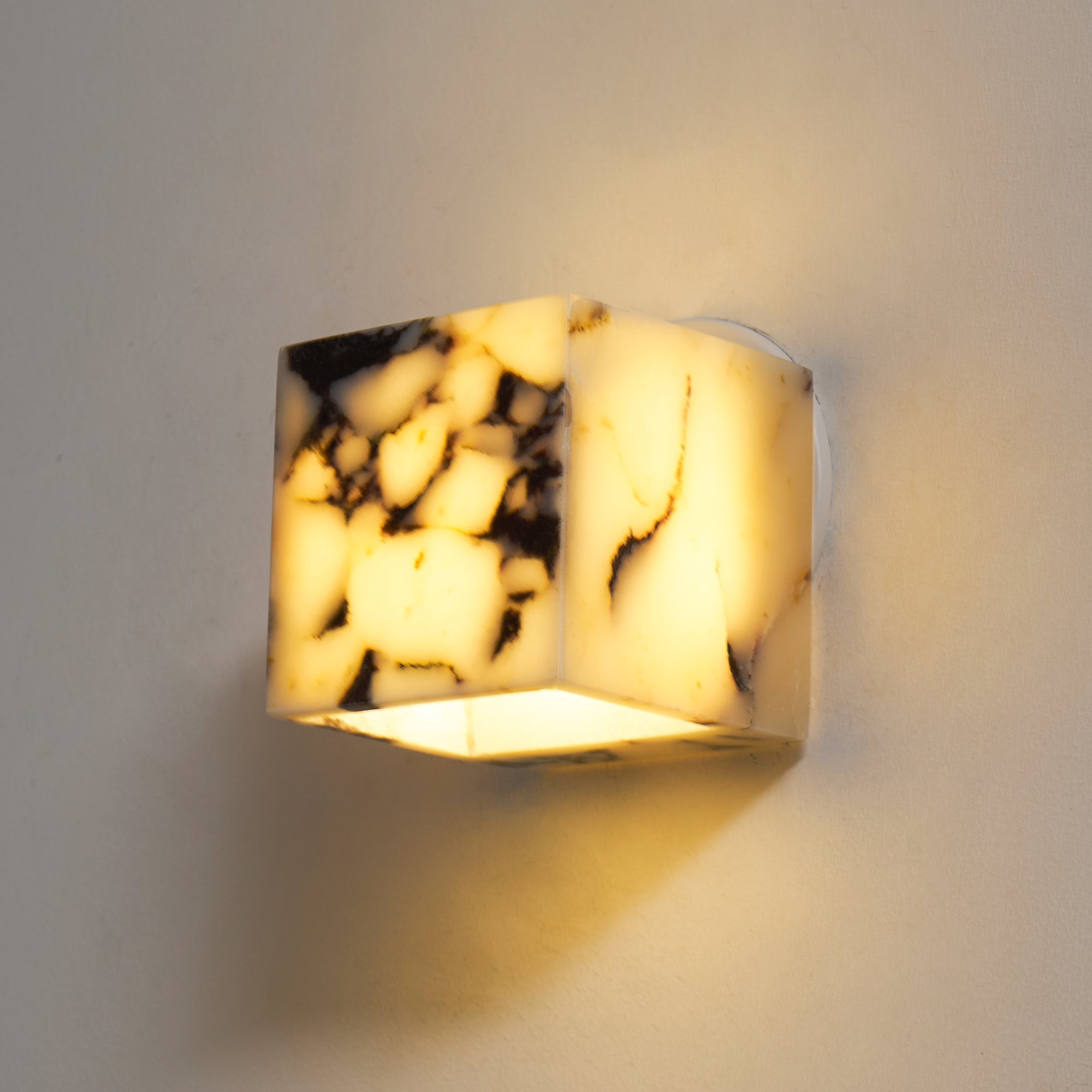 Vierkante marmeren wandlamp HL3178