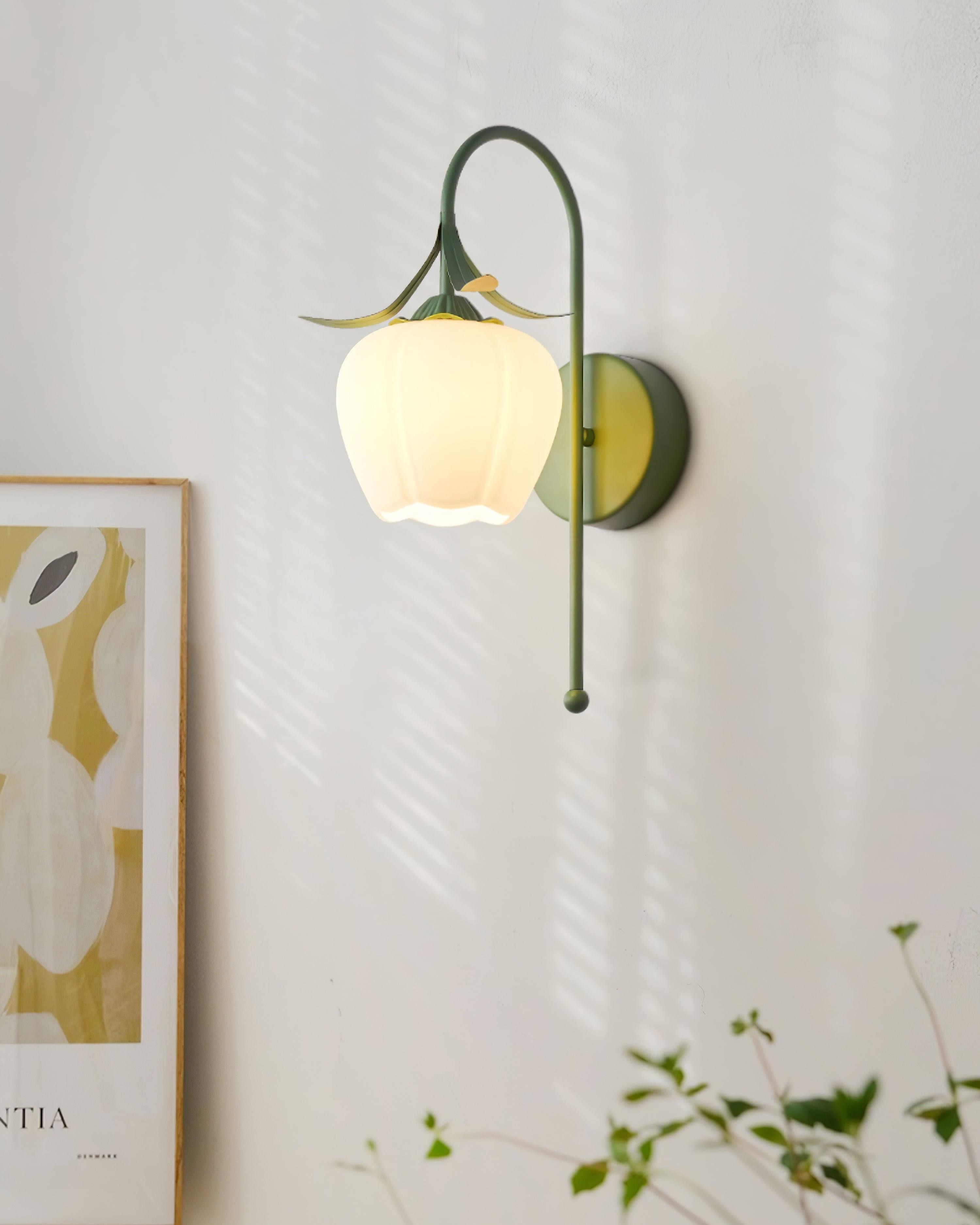 Franse crèmekleurige bloemenwandlamp HL582