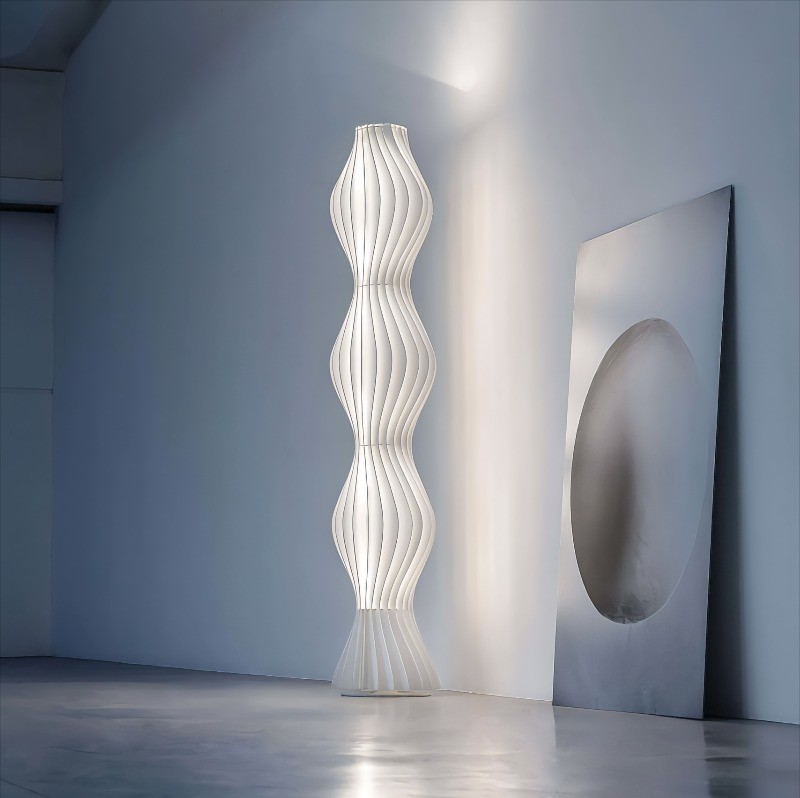Vapor Vloerlamp Wit Gegolfd