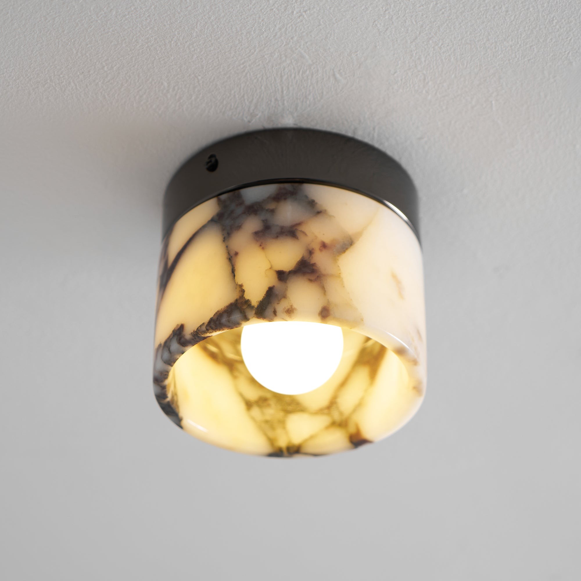 Ronde marmeren plafondlamp HL3180