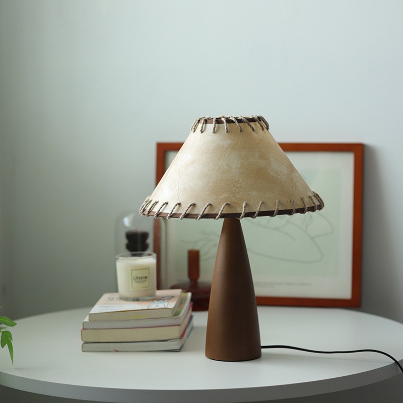 Retro houten tafellamp van imitatieschapenvachtlinnen HL222