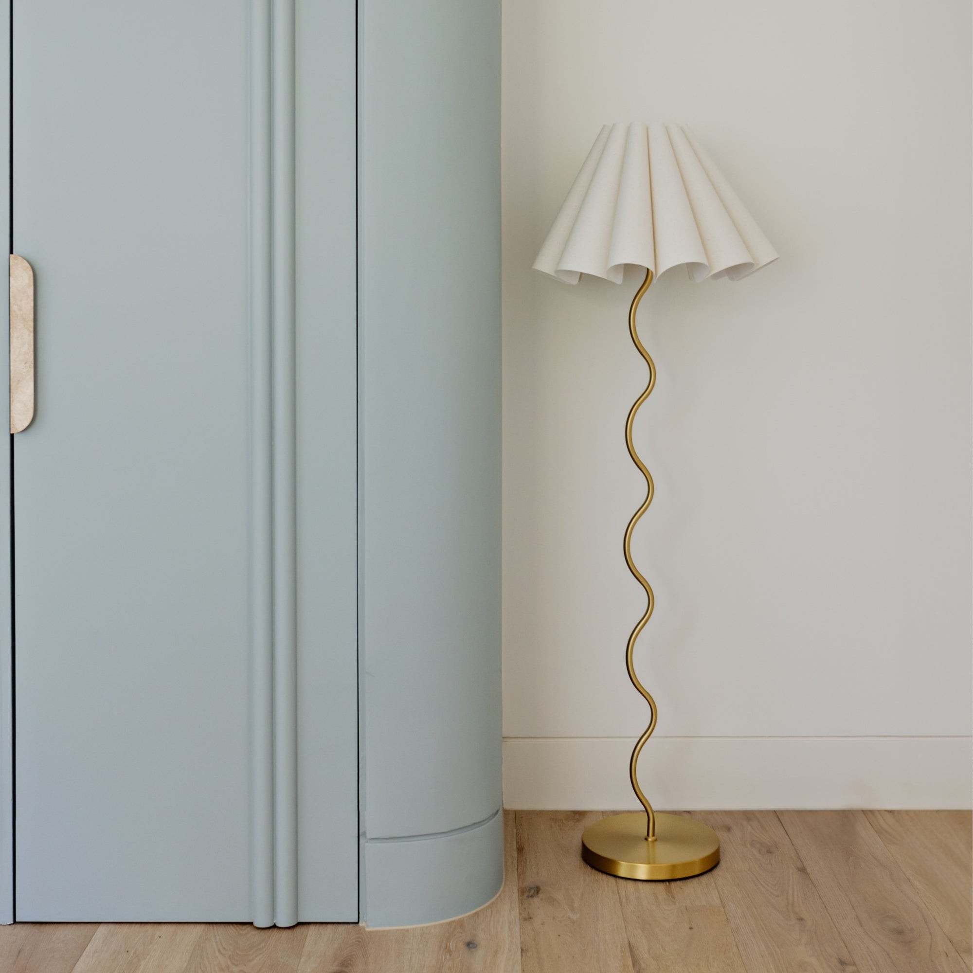 Cora vloerlamp HL3258