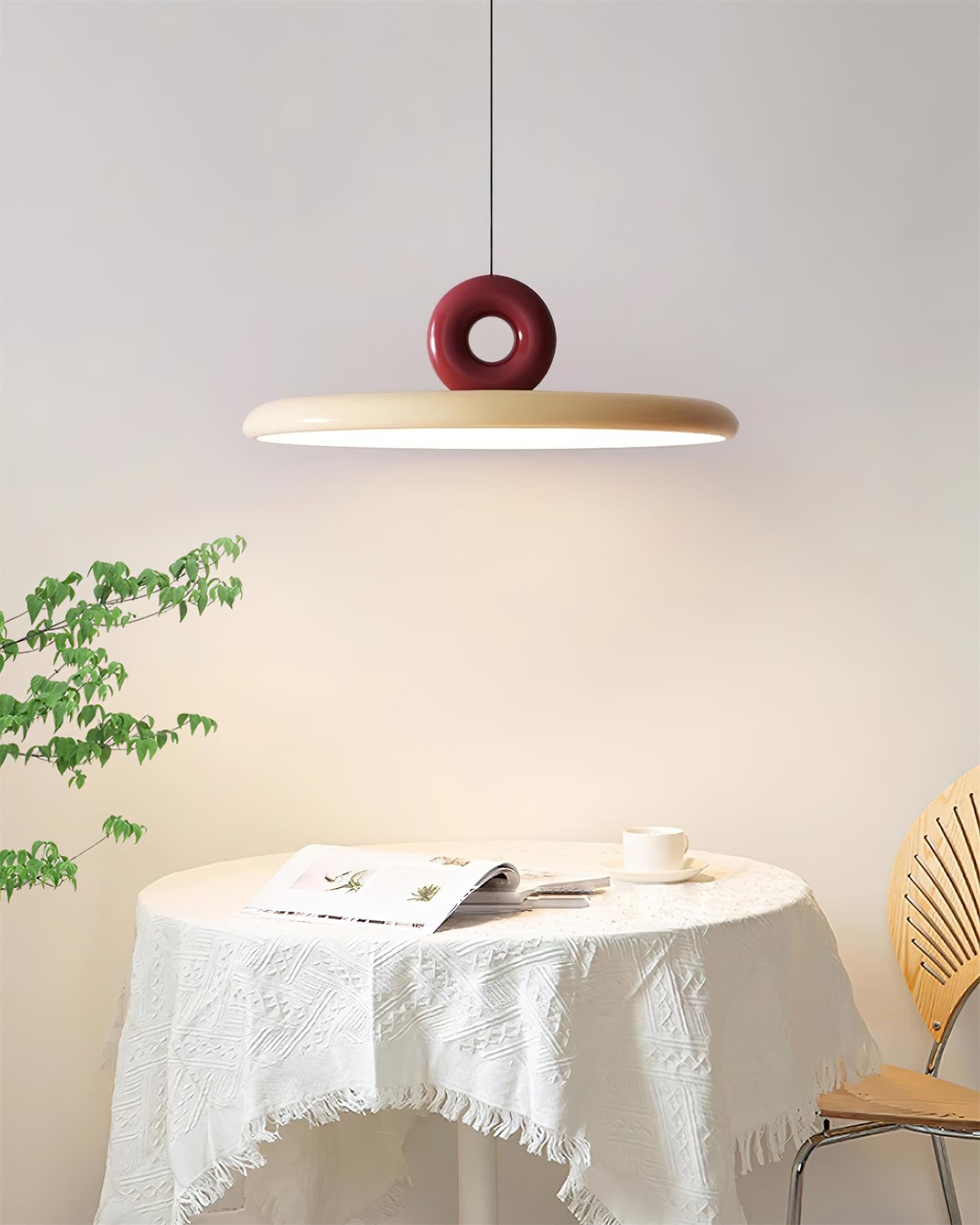 Crèmekleurige verticale vliegende schotel hanglamp HL469