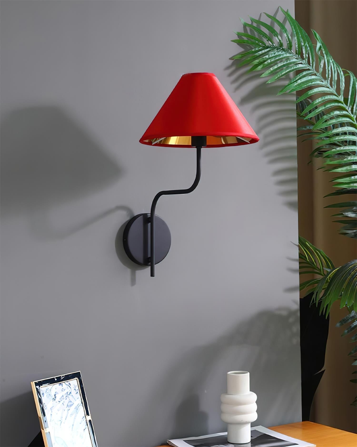 Scharlakenrode wandlamp HL2772