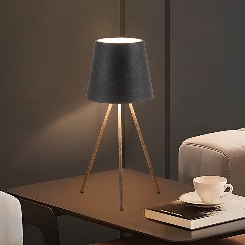 Touch dimmer metalen tripod tafellamp HL178