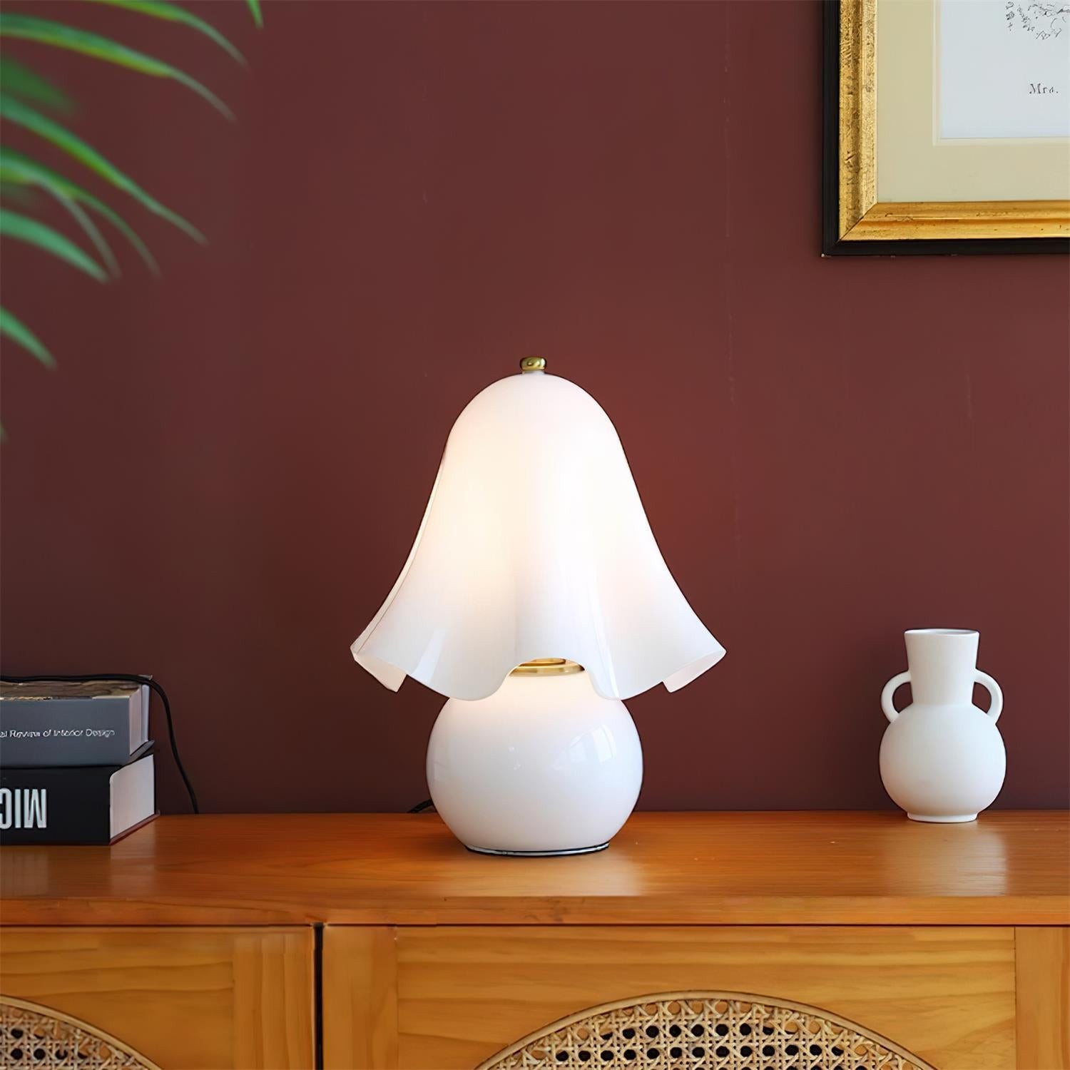 Bellina Decoratieve Tafellamp - Sculpturale Klokvormige Bloemvorm HL1644