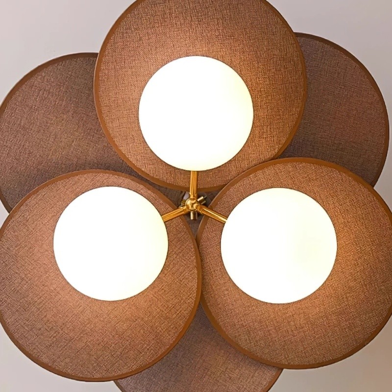 Orrise Plafondlamp met overlappend bladdesign – Moderne decoratieve lamp voor interieurs HL2315