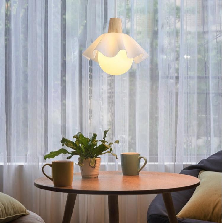 Houten hanglamp met bloemen in Scandinavische stijl HL1246