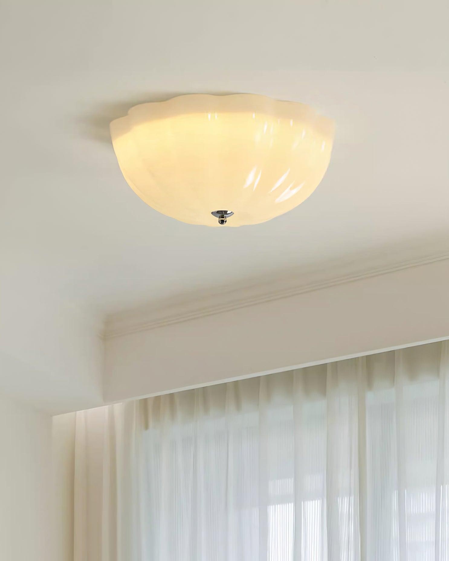 Geleivormige glazen plafondlamp HL556