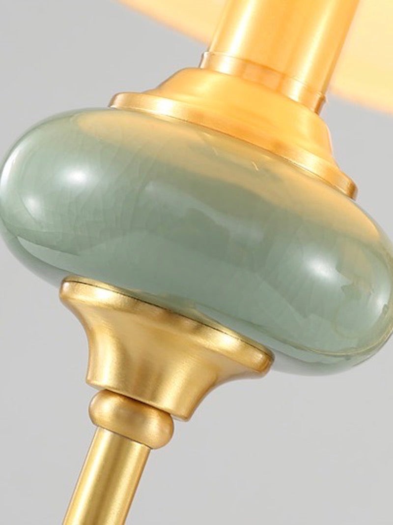 Klassieke wandlamp met stoffen kap - keramische wandlamp voor hal of slaapkamer HL1805