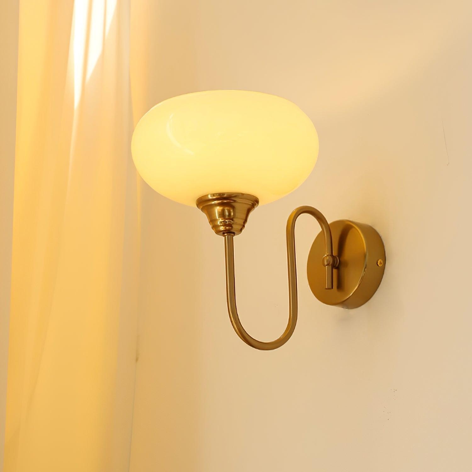 Bauhaus Wind Cream Glazen Kap Metalen Gebogen Paal Wandlamp HL958