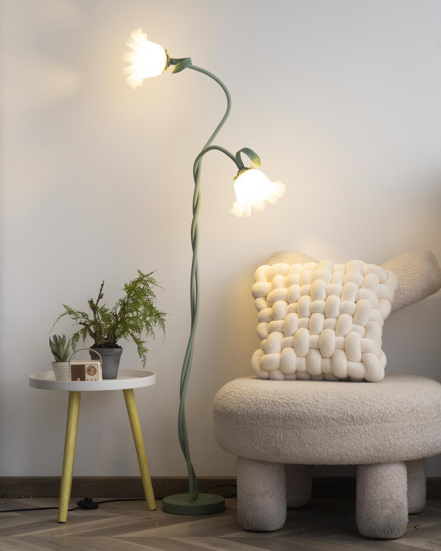 Creatieve multi-kops wikkelbloemvormige vloerlamp HL403