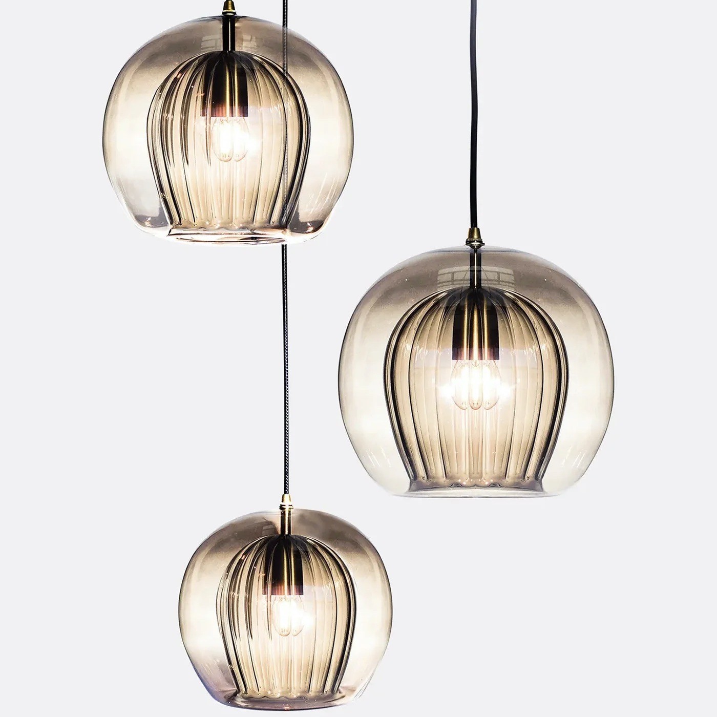 Moderne geplooide glazen hanglamp HL954