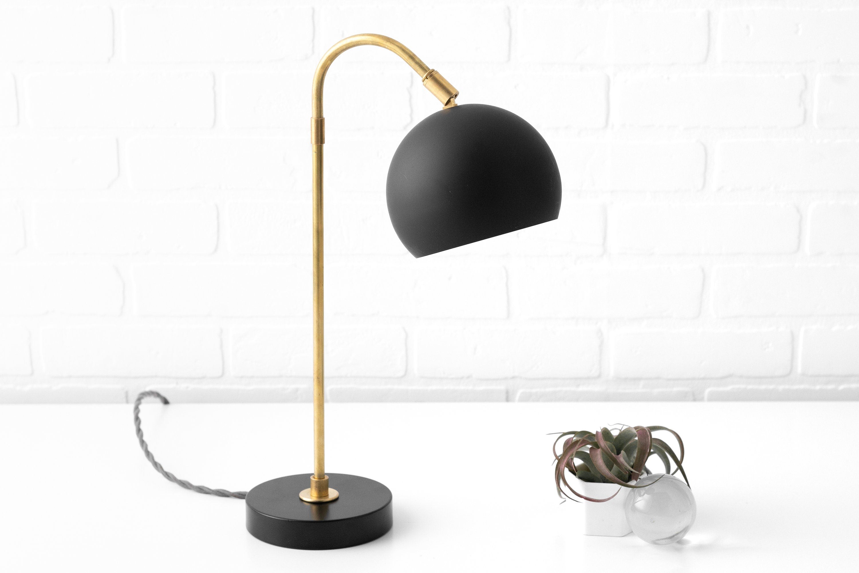 Ornato Luxe moderne accenttafellamp - stijlvolle woonlamp HL1676