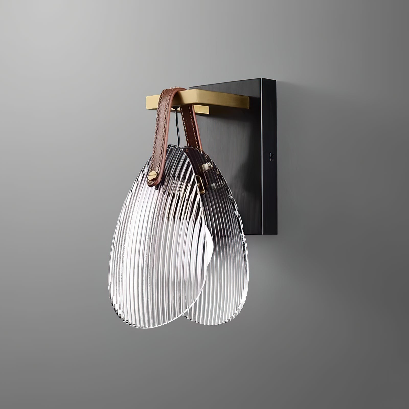 Schelpvormige glazen wandlamp HL3016