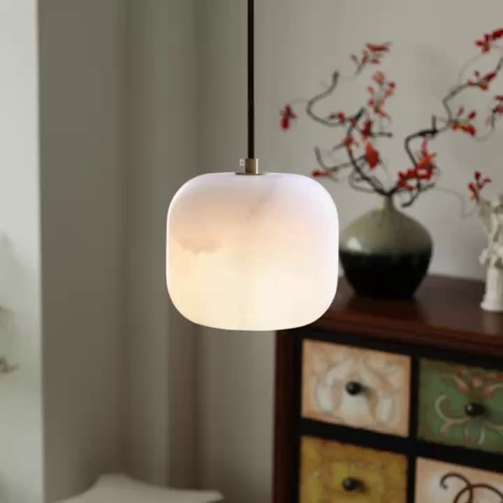 Alabaster hanglamp voor naast het bed HL2976